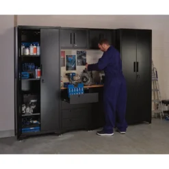 Double Garage Workstation