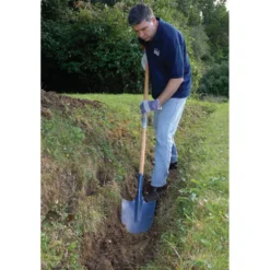 Irish Pattern Long Handled Shovel