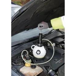 Manual Pressure Brake Bleeder