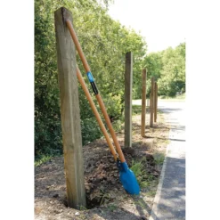 Post Hole Digger with Hardwood Handles